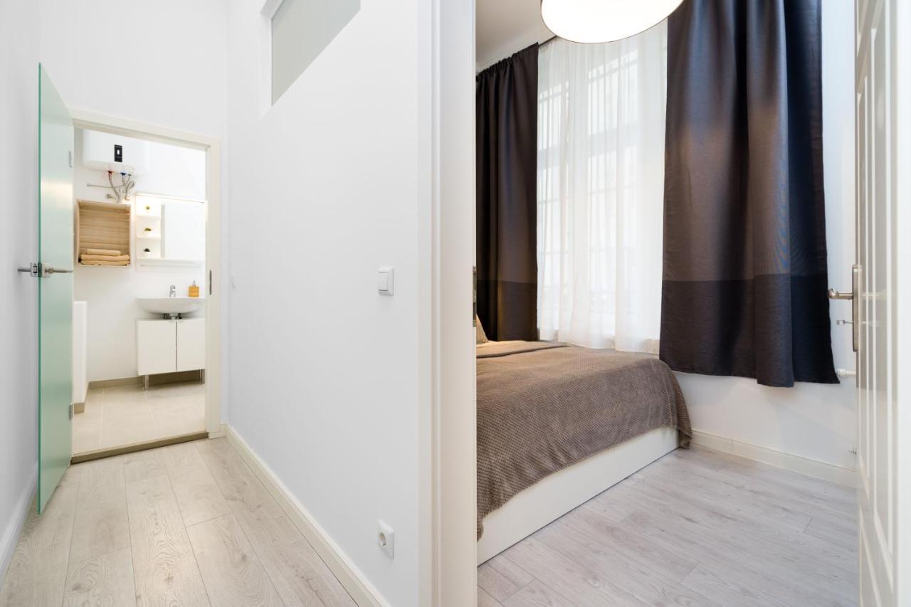 The Lohmeyerstr Vh Links, 2 Bedroom Up To 5 People Berlijn